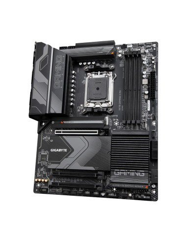 GA-X670 Gaming X AX