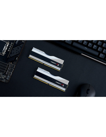 32GB (2x16GB) Trident Z RGB 6,0GHz CL36 Silver XMP