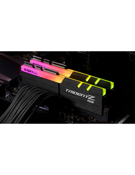 16GB (2x8GB) TridentZ RGB 3,6GHz Dual Channel Kit CL18 1,35V